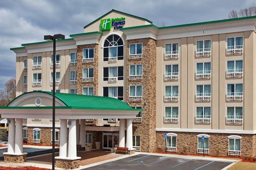 Holiday Inn Express Hotel & Suites Columbus-Ft Benning